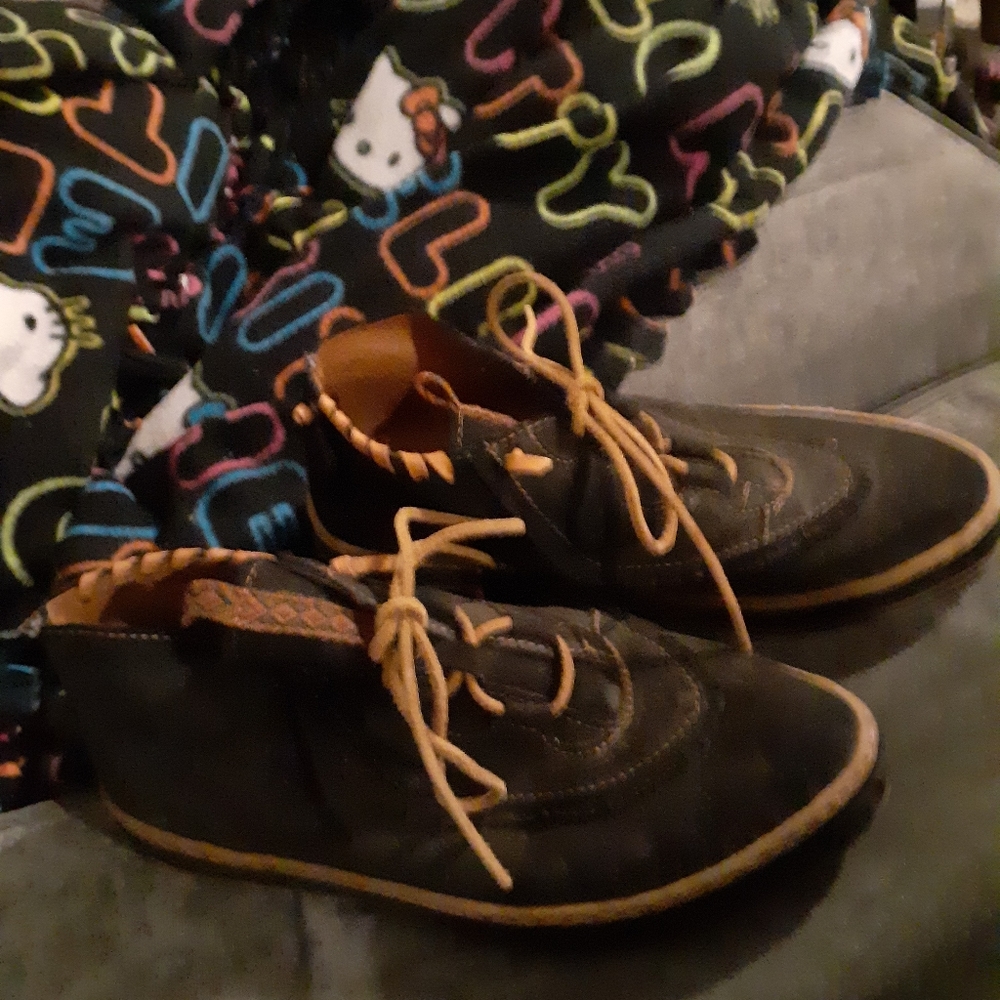 Black and Tan Veracruse Booties